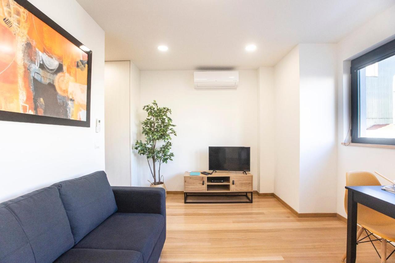Homely Studio W/ Ac Near Marques By Lovelystay Porto Ngoại thất bức ảnh