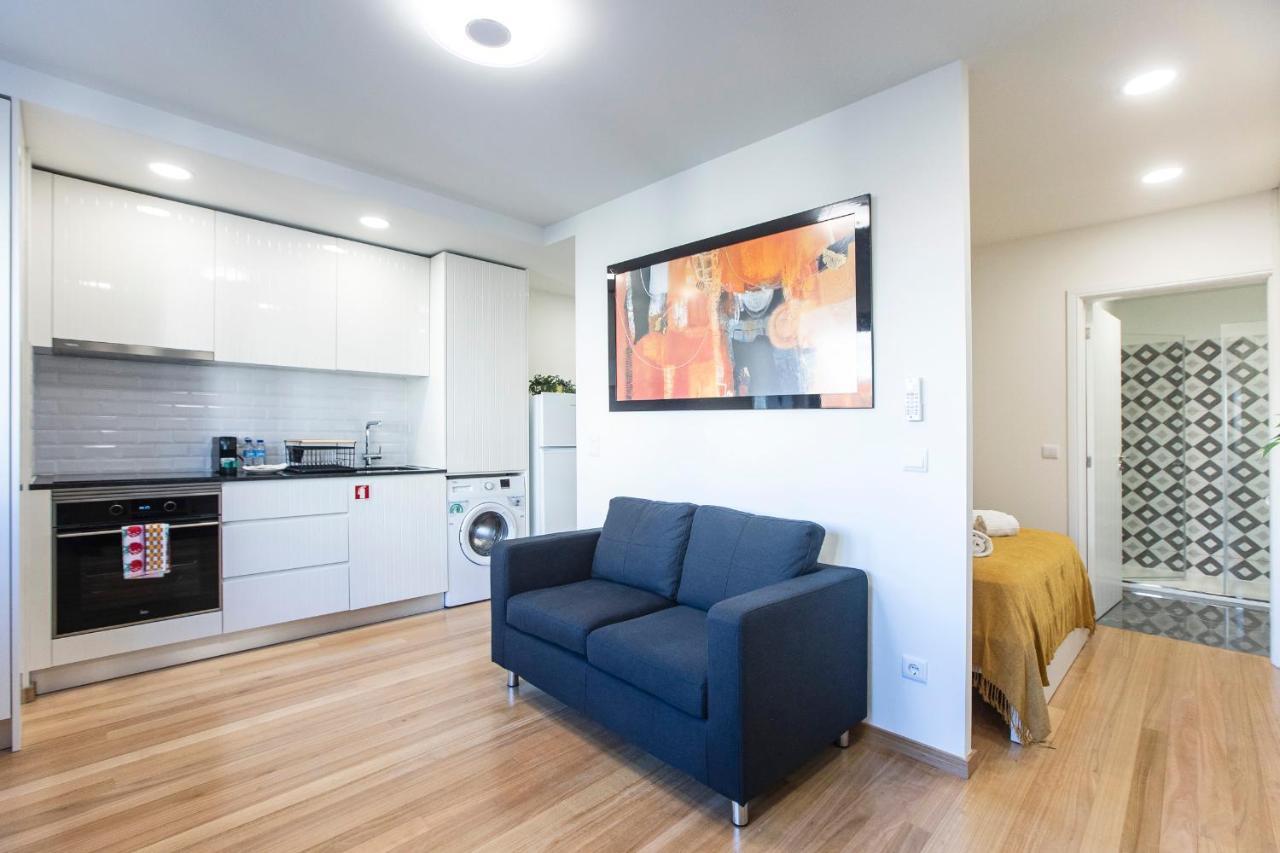 Homely Studio W/ Ac Near Marques By Lovelystay Porto Ngoại thất bức ảnh